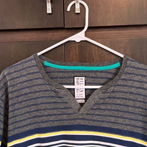 Billabong Striped V-Neck Tee Shirt Size XL - Picture 3 of 6